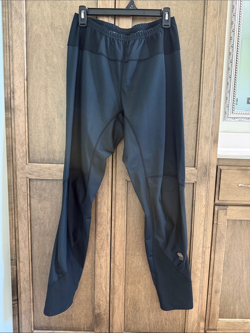 Mountain Hardwear Technical Windstopper pants Like New